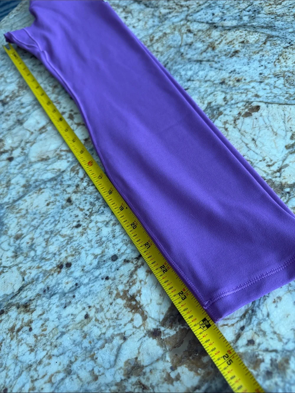 Vuori AllTheForm Legging Bright Violet XS NWT BlissBlend purple legging 💜